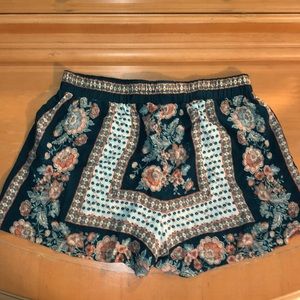 Patterned shorts